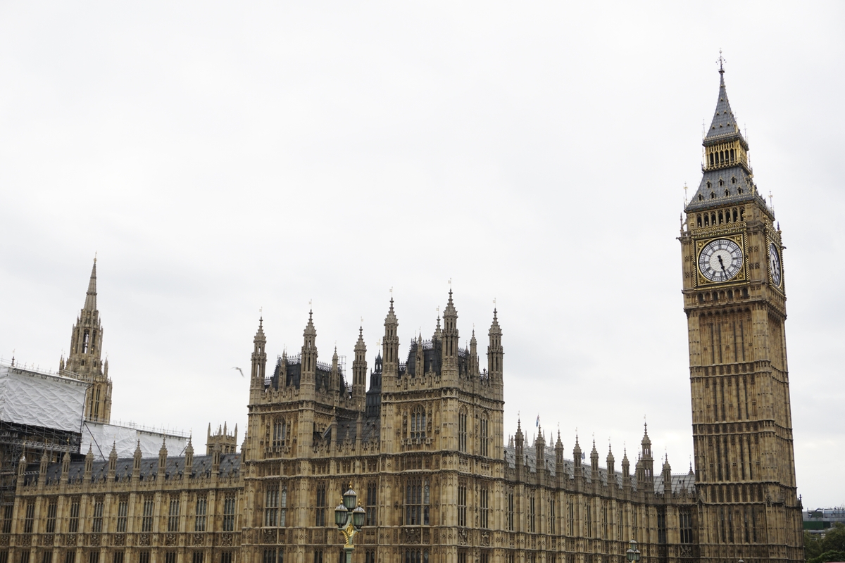 Photo of the houses of parliament in London